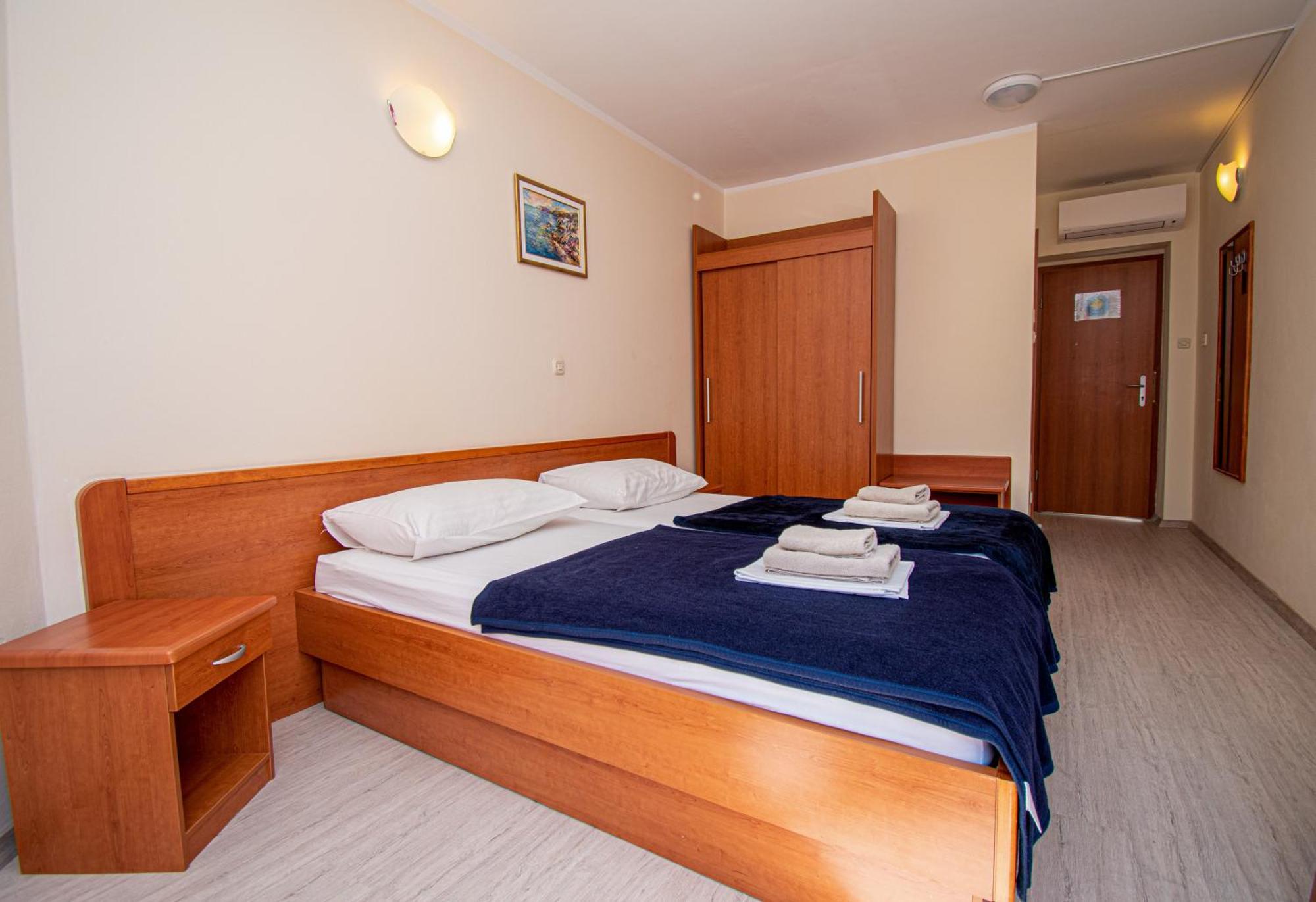 Centinera Resort Banjole Extérieur photo